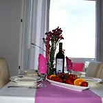 3 Bedroom With Balcony Lejlighed