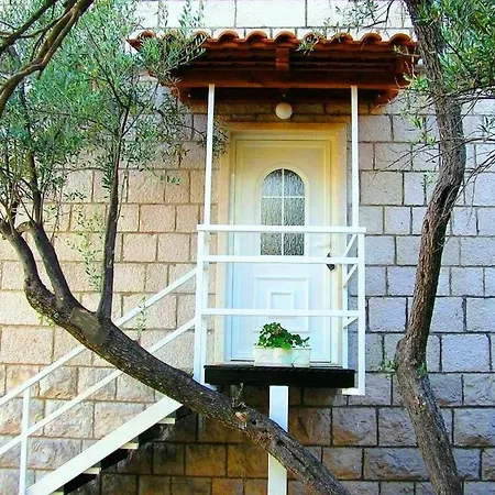 Lejlighed 3 Bedroom With Balcony *